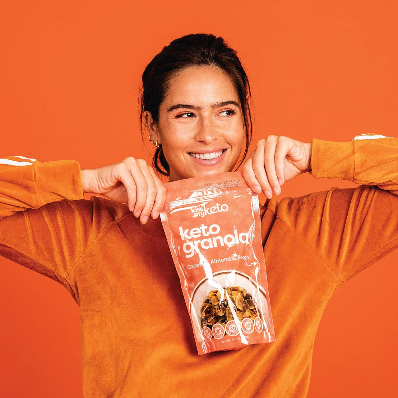 KMKTO CNUT ALM&PCN GRAN ( 6 X 9.5 OZ   )